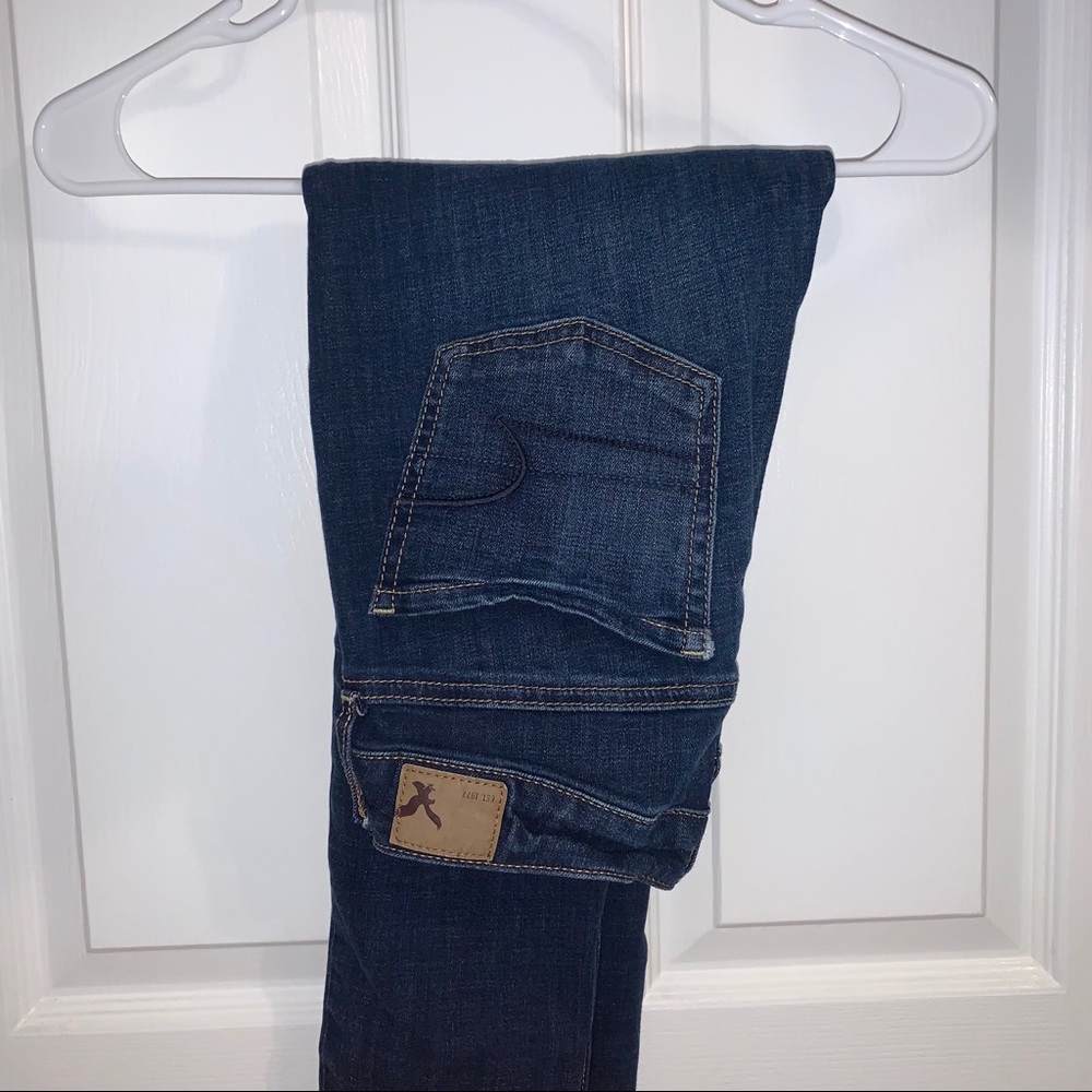 AE Low-Rise Dark Washed Super Stretch Jegging